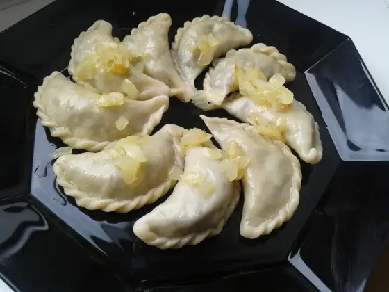Pierogi z płuckami - przepis na idealny farsz i ciasto